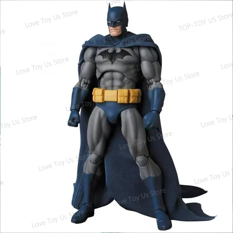Hot Toys Batman Hush Mafex 105 Action Figure