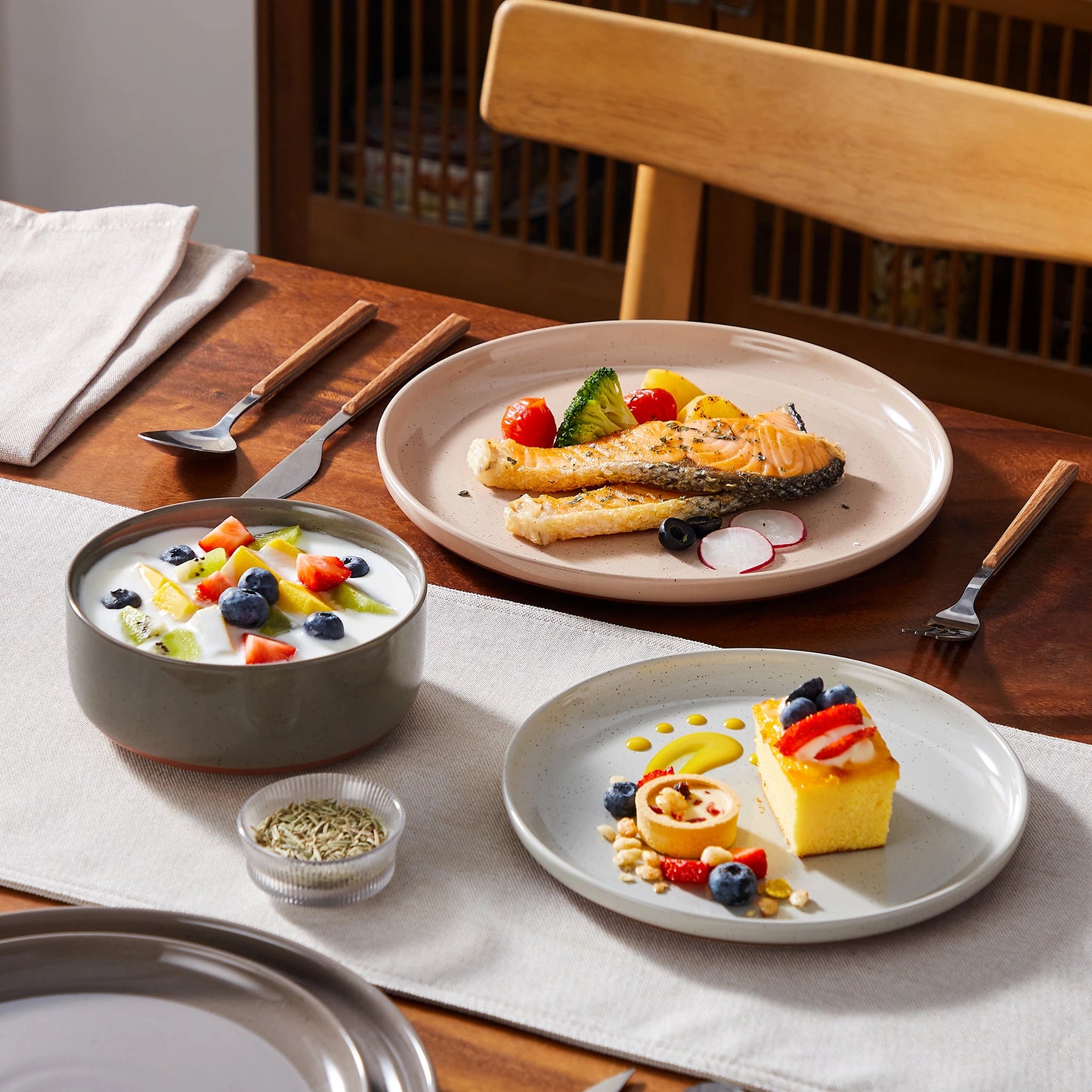 MALACASA TARA 12/24 Pcs Dinnerware Set Curved Edge Sesame Glaze Stoneware Plates Set With 4/6pcs Dinner Plate/Dessert/Bowl