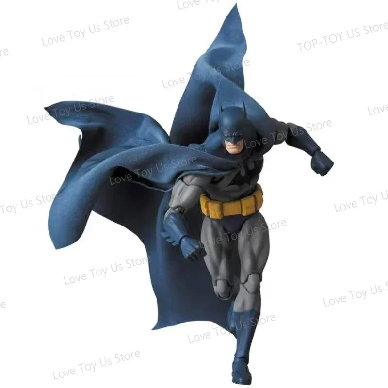 Hot Toys Batman Hush Mafex 105 Action Figure